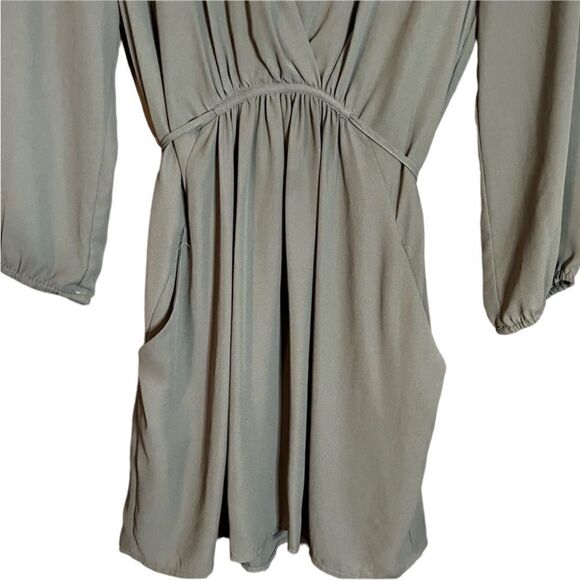 Bar III olive long sleeve dress with pockets! - Picture 9 of 10